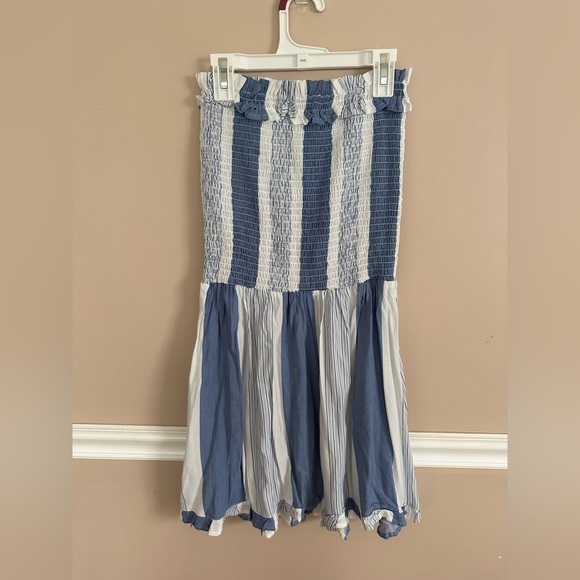 Romper - Picture 2 of 2